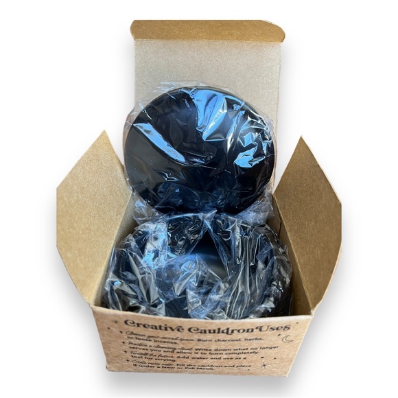 Goddess Provisions Mystic Cauldron Black and White Enamel Iron Fun Print - Picture 7 of 16